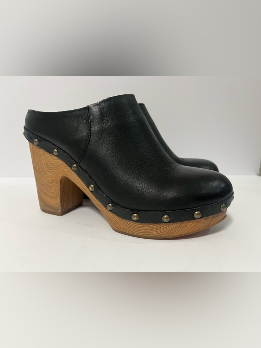Kork-Ease Sudbury Clog Size 6M Mules Leather Black Studded Black Heels Bratz Y2K
